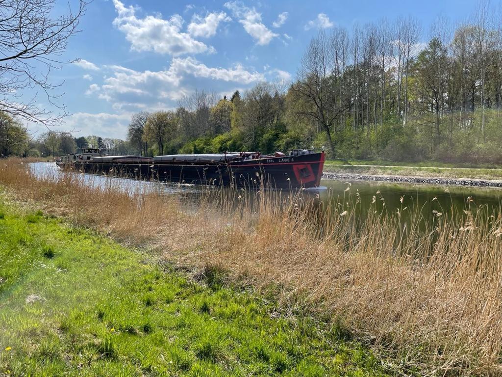 Pension Zur Schleuse Garni Am Elbe Luebeck - Kanal In Witzeeze Экстерьер фото